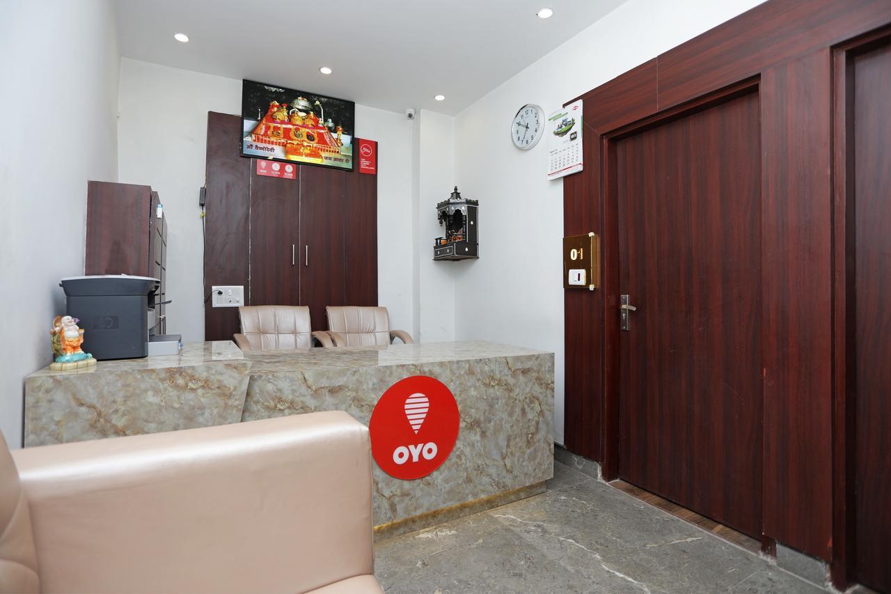 Hotel Corner Point Nuova Delhi Esterno foto