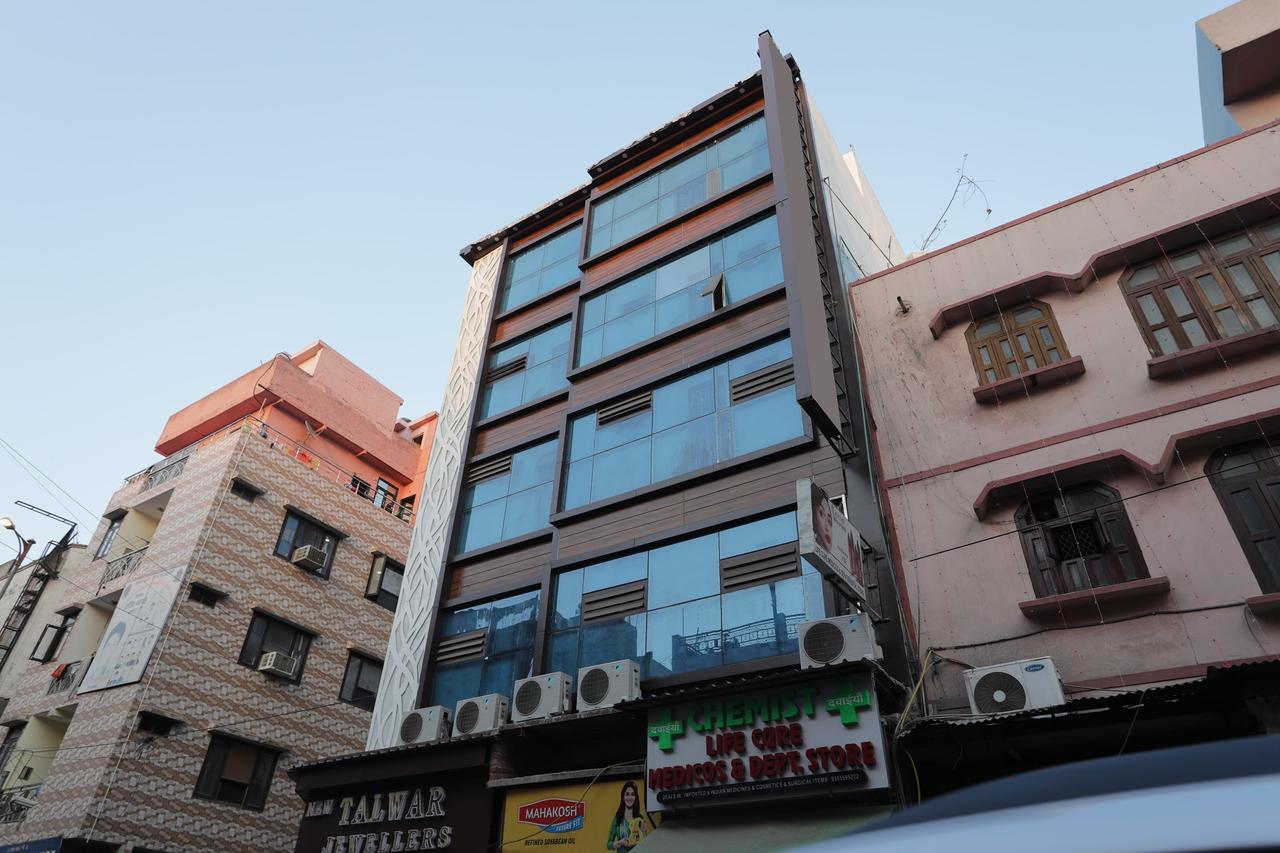 Hotel Corner Point Nuova Delhi Esterno foto